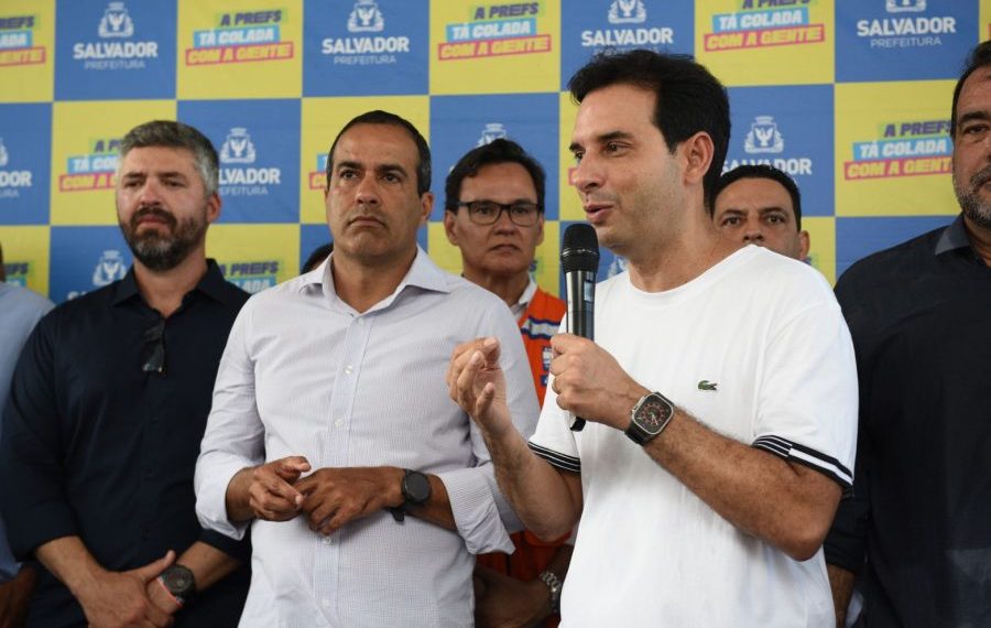 Ao lado de Bruno Reis, Leo Prates participa de entrega de contenção de encosta em Plataforma: “São obras que salvam vidas”