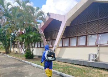 Centro de Controle de Zoonoses realiza ações de combate ao Aedes em escolas de Salvador