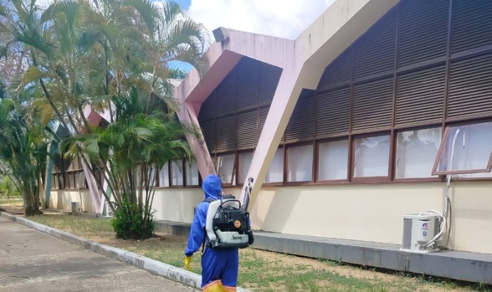 Centro de Controle de Zoonoses realiza ações de combate ao Aedes em escolas de Salvador