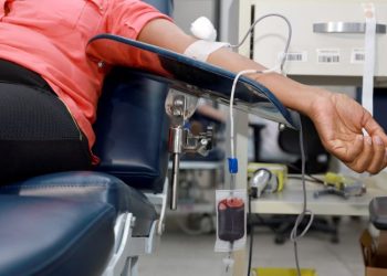 Com estoque crítico, Hemoba convoca doadores de sangue