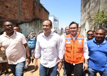 Com investimento de R$2,2 milhões, Prefeitura de Salvador entrega contenção de encosta em Plataforma