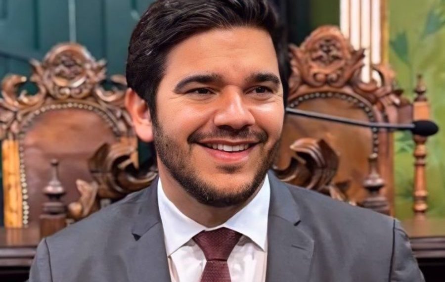 Daniel Alves é reconduzido como líder do PSDB na Câmara de Salvador