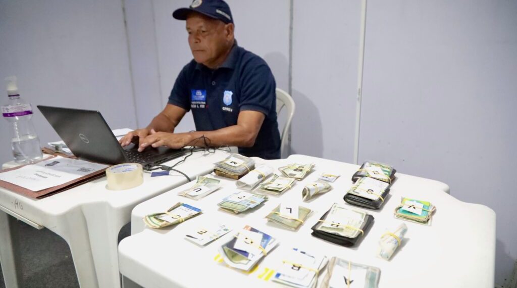 Documentos e objetos perdidos no Virada Salvador já podem ser recuperados na base da Guarda Municipal