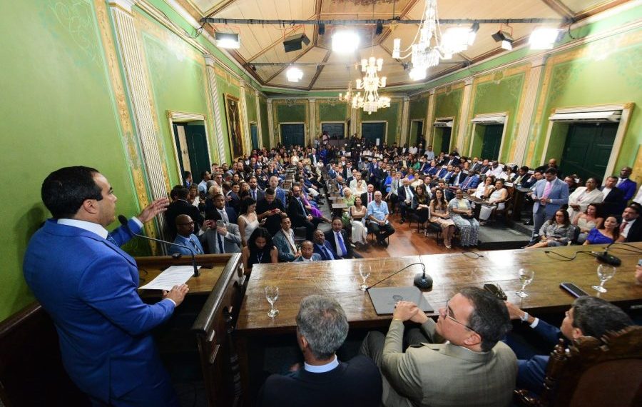 Em discurso de posse, Bruno Reis cita mobilidade, saúde e segurança como prioridades do seu segundo mandato em Salvador