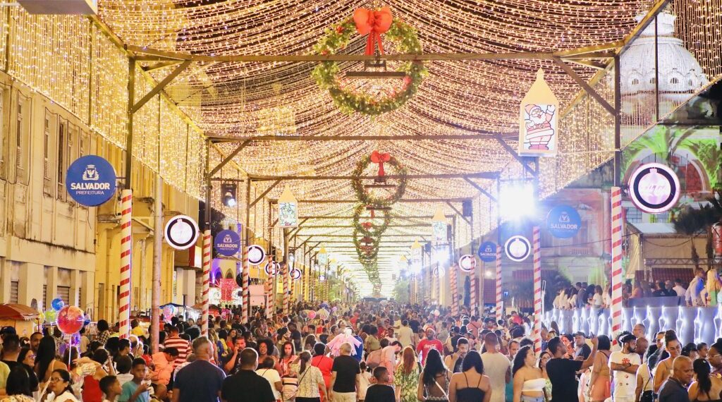 Encerramento do Natal Salvador reunirá apresentações de Manu Dourado, Gerônimo, samba e terno de Reis nesta segunda (6)