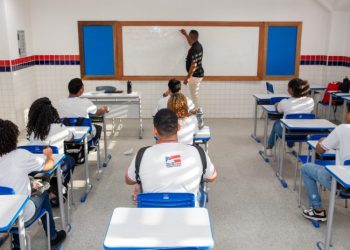 Governo do Estado nomeia 1.405 educadores convocados através de concurso público