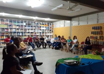 Janeiro Branco chama atenção da comunidade escolar para os cuidados com a saúde mental