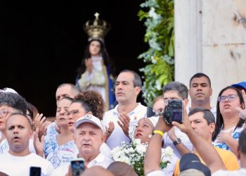 Prefeito Bruno Reis revela desejos para Salvador durante Lavagem do Bonfim