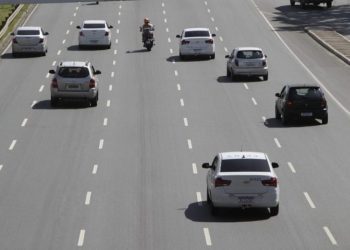 Proprietários de veículos já podem pagar o IPVA 2025 com 15% de desconto