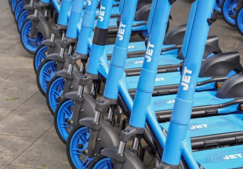 Salvador inicia operação em fase experimental para uso de patinetes elétricos