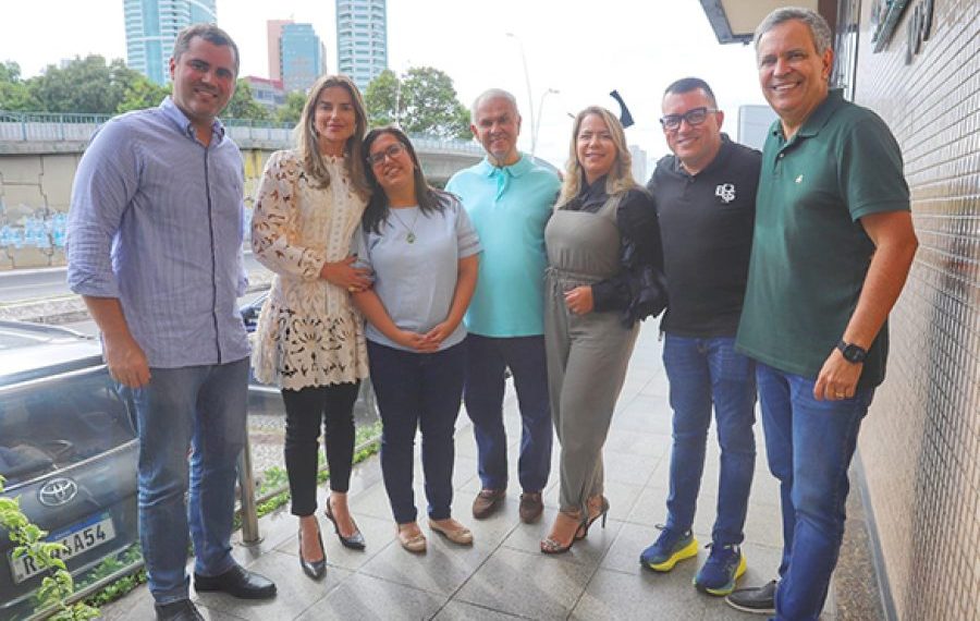 Vereadores do PDT se reúnem com Félix Mendonça e Ana Paula para discutir fortalecimento do partido em Salvador