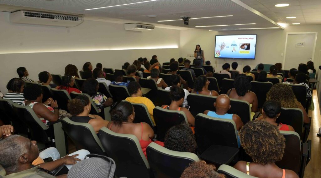 Vigilância Sanitária abre novas turmas de capacitação para trabalhadores das festas populares