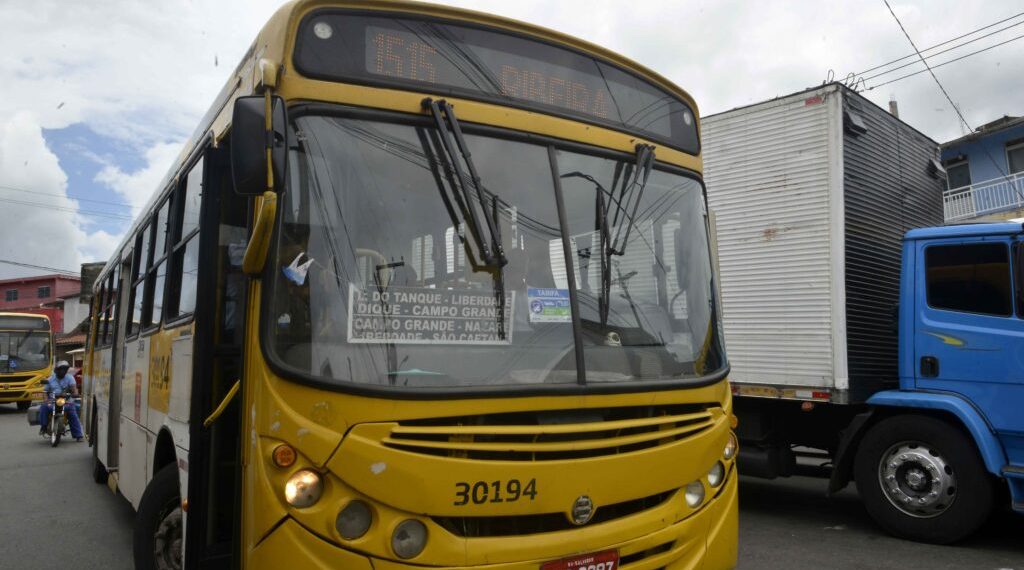 Linhas de ônibus são reativadas em Salvador para ampliar oferta de transporte público