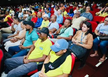 Prefeitura capacita servidores para atendimento humanizado no Carnaval de Salvador
