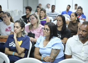Prefeitura discute benefícios do Selo Camarote Sustentável com representantes de camarotes