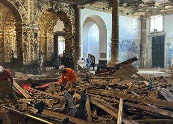 Teto da Igreja de São Francisco desaba no Centro Histórico, mata turista de SP e deixa ao menos cinco feridos