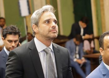 Vereador Alberto Braga propõe regulamentação da CIPTEA e criação do Plano Municipal em Defesa do Autismo