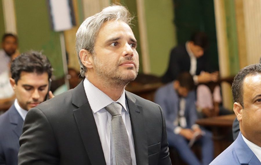 Vereador Alberto Braga propõe regulamentação da CIPTEA e criação do Plano Municipal em Defesa do Autismo