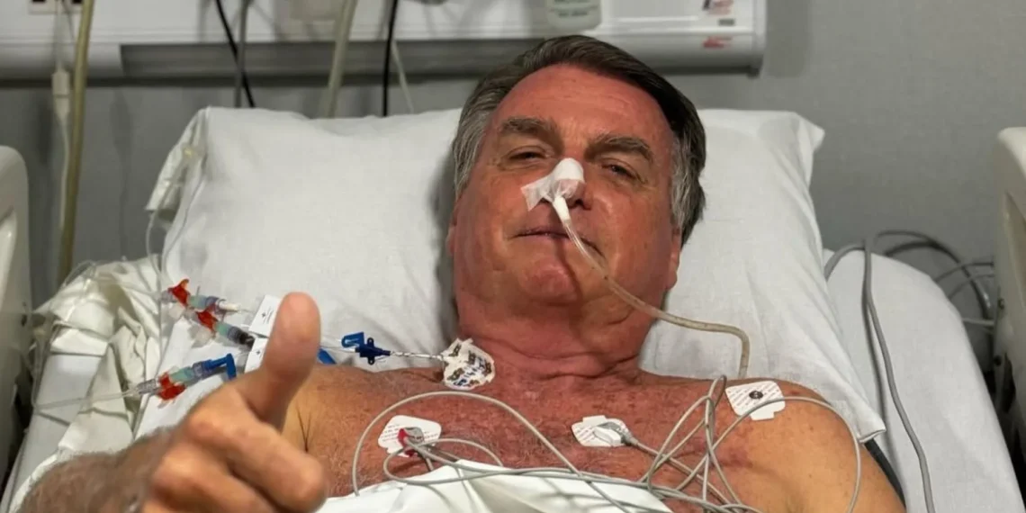 Bolsonaro tem primeiros sinais de movimentos intestinais espontâneos em duas semanas