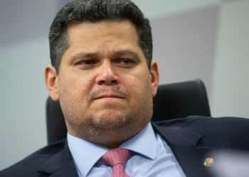 Proposta de Alcolumbre sobre 8 de janeiro divide governo, e oposição insiste em anistia ampla