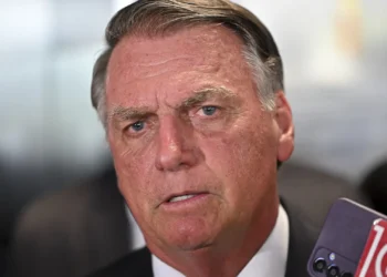 Bolsonaro diz não querer desgastar STF e, se for condenado, é ‘game over’