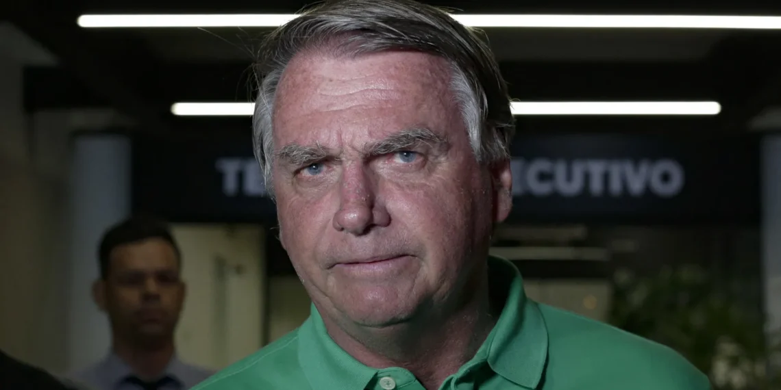 Bolsonaro participa de ato por anistia a 8/1 em Brasília