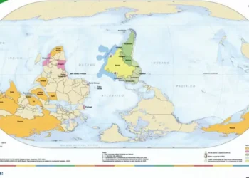 IBGE lança mapa-múndi invertido, com o Sul no alto e o Brasil no centro
