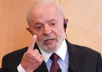 Lula sanciona lei que amplia pena para crimes contra juízes e promotores