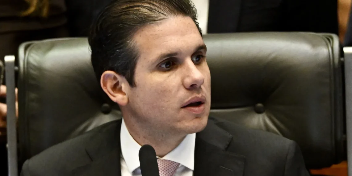 Motta chama Primeira Turma de ‘uma parte’ do STF e contesta decisão contra Câmara