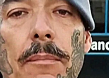 Policial é demitido por abandonar posto de trabalho e ficar em camarote no Carnaval, diz PM