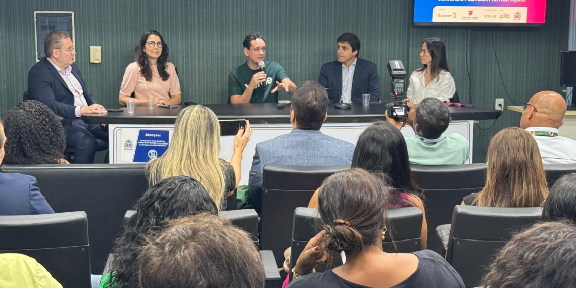 Eventos nas câmaras municipais de Salvador e Camaçari debatem os desafios e as soluções para a reciclagem do plástico