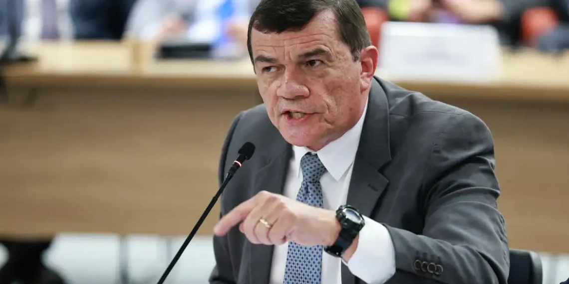 Ex-ministro diz que alertou Bolsonaro sobre gravidade de golpe