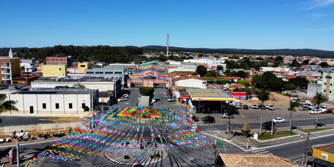 Governo do Estado reforça tradição e investimentos no São João 2025 de Maracás