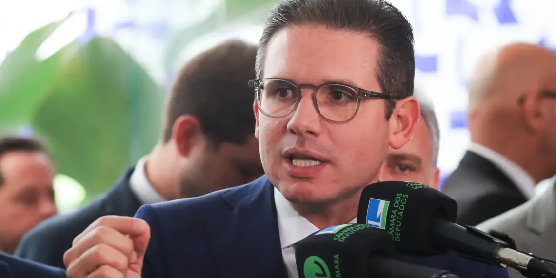 Motta diz que vai levar ao plenário perda do mandato de Carla Zambelli