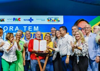 Ivana Bastos defende integração entre governos no PAC