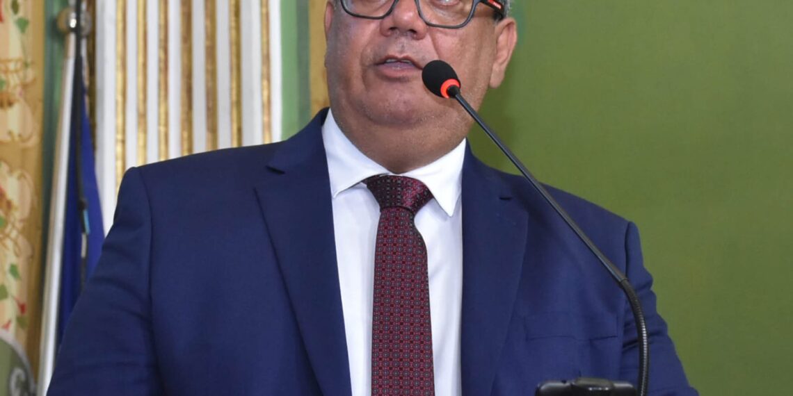 Carlos Muniz lamenta o falecimento de Preta Gil