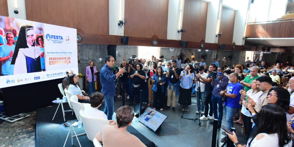 Festa de Santa Dulce terá missas, shows e cortejos em agosto