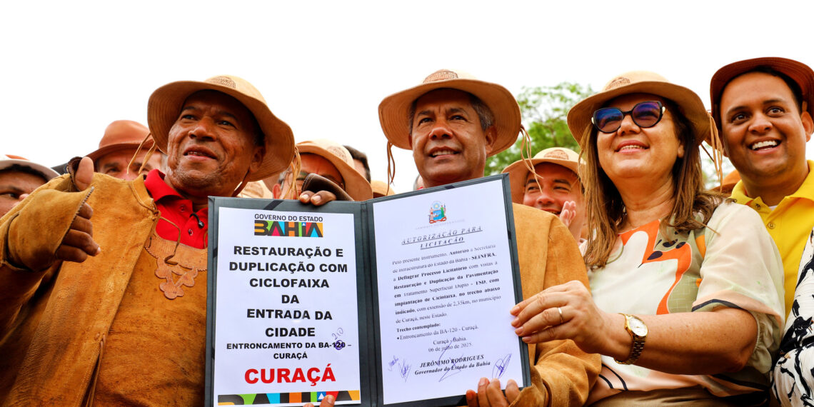 Em Curaçá, governador anuncia novos investimentos