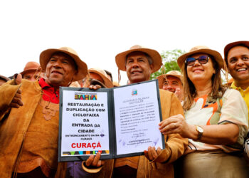 Em Curaçá, governador anuncia novos investimentos