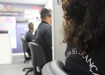 Disque 181 auxilia na recuperação de tablets furtados