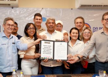 Jerônimo visita Barreiras e libera obras no Oeste da Bahia