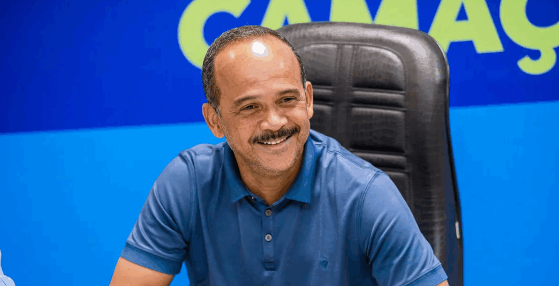 Avanço de Elinaldo gera desconforto no grupo de Neto