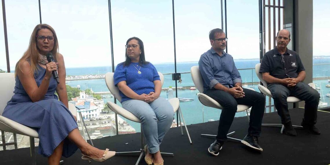 Instituto e Prefeitura abrem temporada das baleias em Salvador