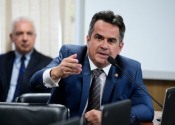 Senador manda recado a Jerônimo: “Vá trabalhar”