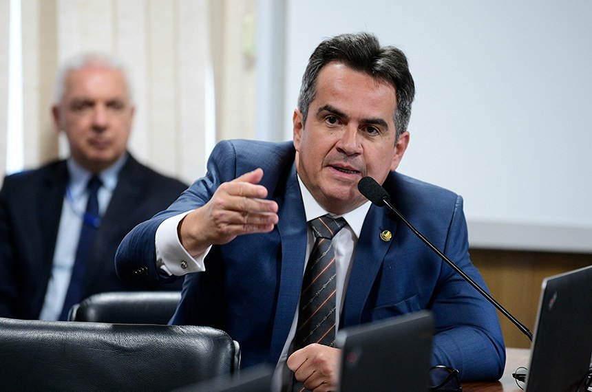 Senador manda recado a Jerônimo: “Vá trabalhar”