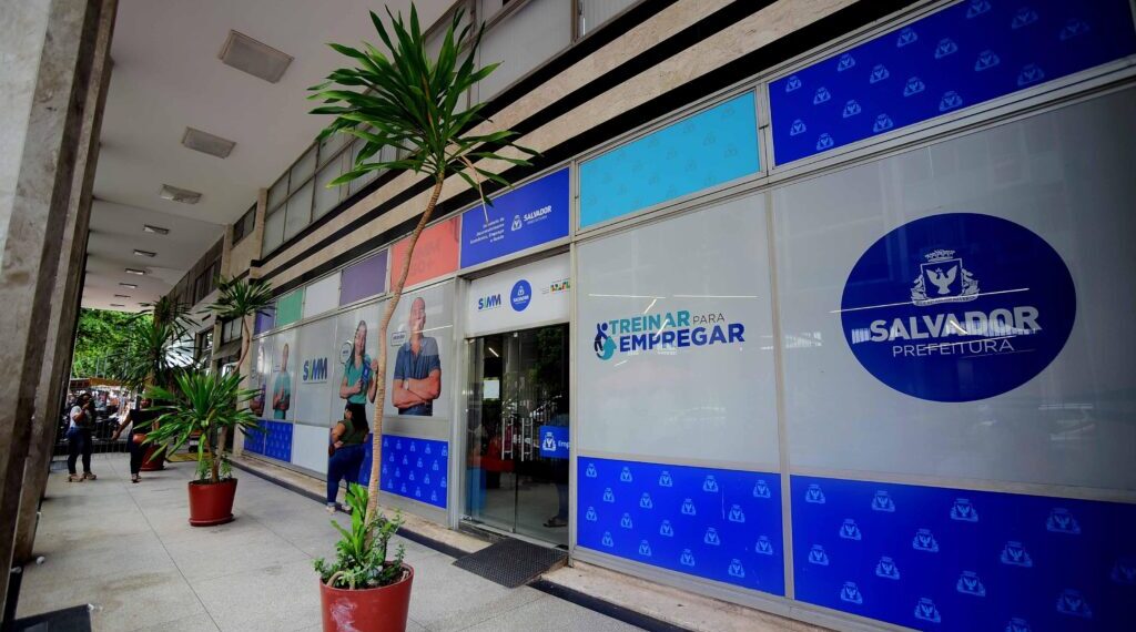 Salvador lidera empregos no NE e é 4ª no Brasil, diz Caged