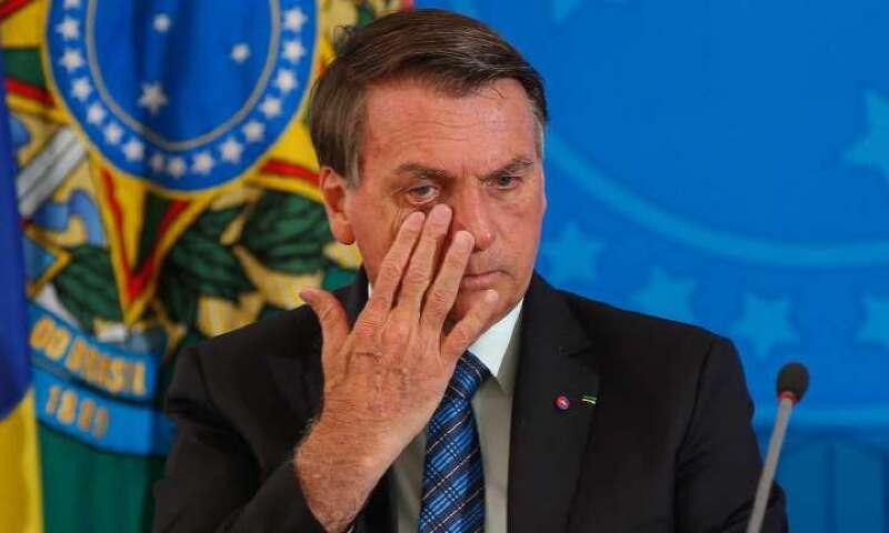 Moraes decreta prisão domiciliar de Jair Bolsonaro