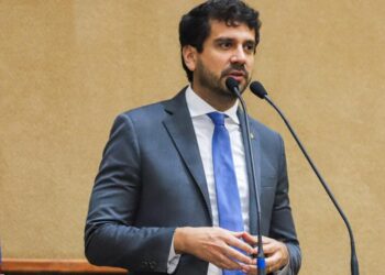 Tarifaço de Trump gera cobrança de deputado a Jerônimo