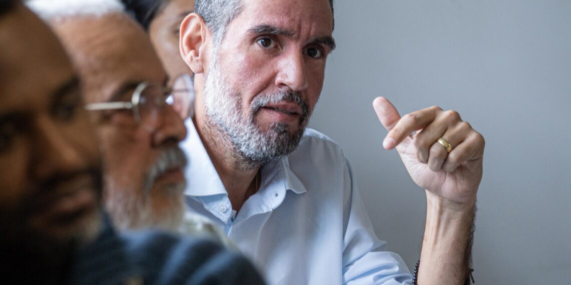 Prefeito se reúne com governos sobre Operação Carro-Pipa