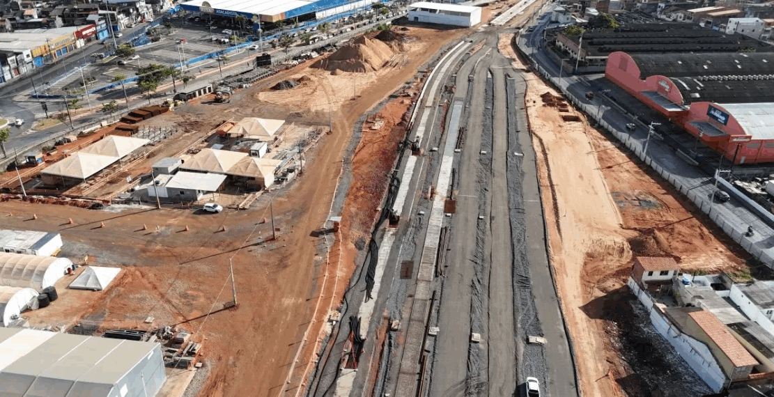 Obras do VLT no Subúrbio avançam e chegam a 30% concluídas